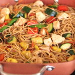 chicken lo mein with noodles and vegetables