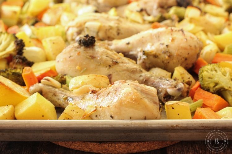 sheet pan chicken and vegetable dinner