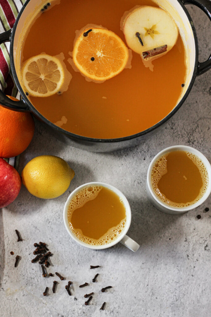 wassail in a pot