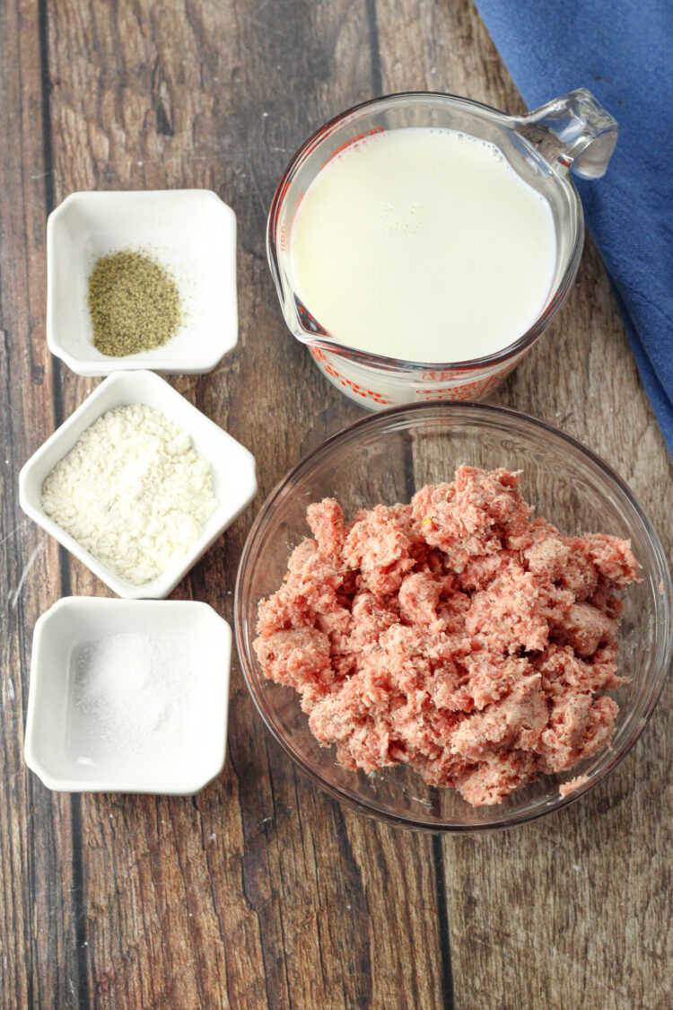 ingredients for sausage gravy