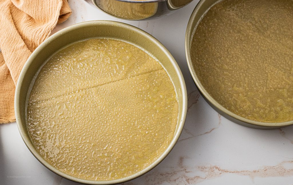 2 round cake pans lined with parchment paper and sprayed with cooking oil