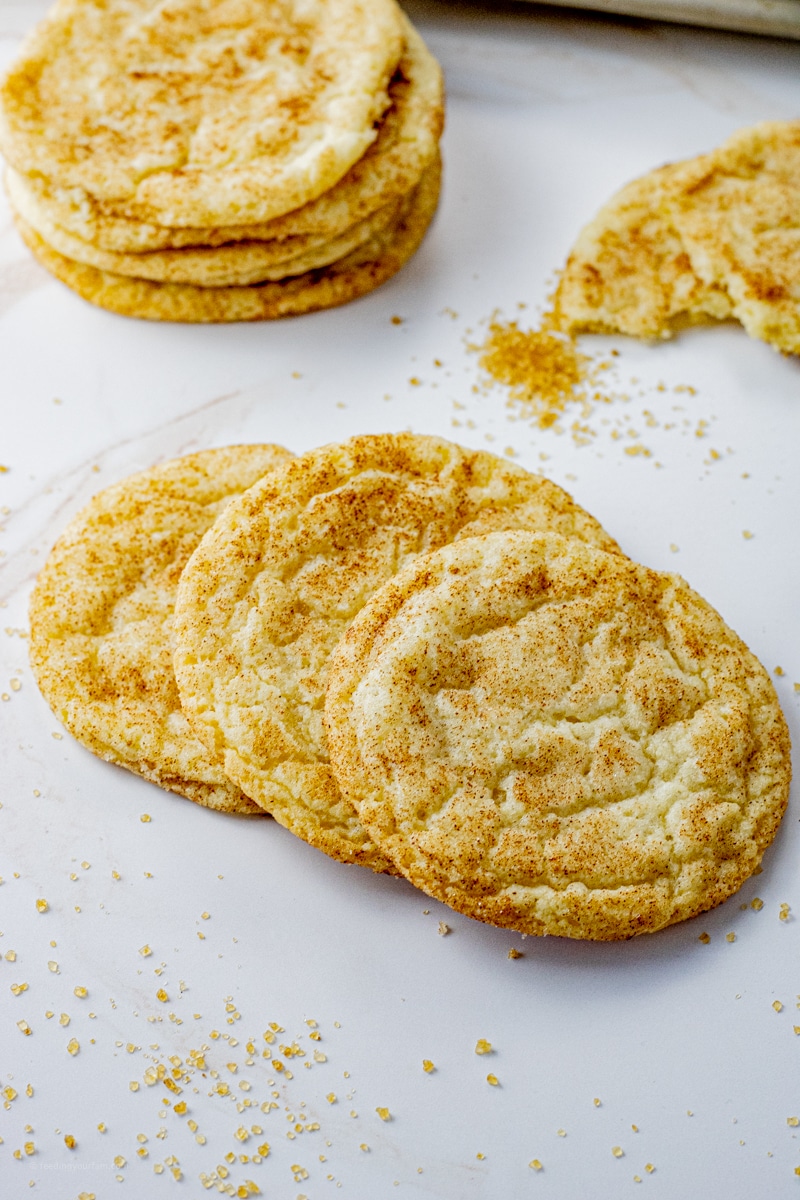 cinnamon sugar cookies in a pile